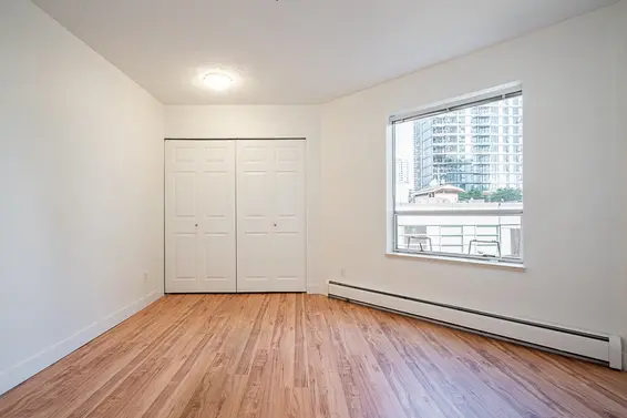 208 1550 Chesterfield Avenue, North Vancouver For Sale - image 21