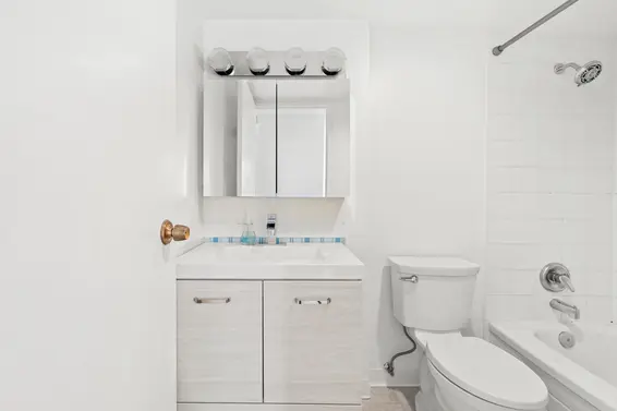 1404 2016 Fullerton Avenue, North Vancouver For Sale - image 21