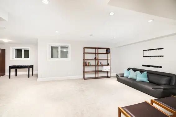 434 Felton Place, North Vancouver For Sale - image 23