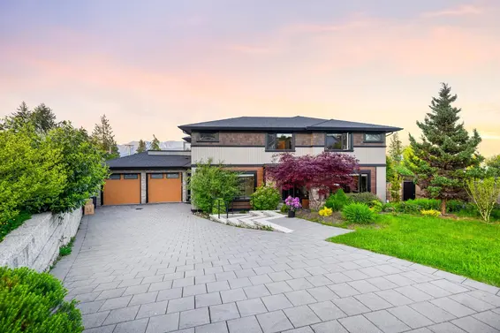 434 Felton Place, North Vancouver For Sale - image 3