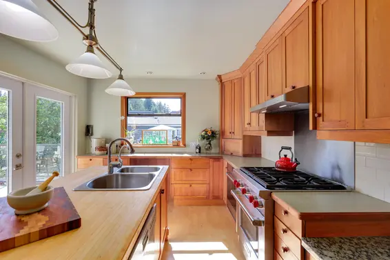 4638 Lockehaven Place, North Vancouver For Sale - image 13