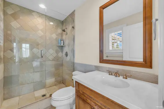 4513 Caulfeild Lane, West Vancouver For Sale - image 30