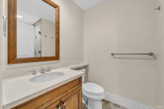 4513 Caulfeild Lane, West Vancouver For Sale - image 39