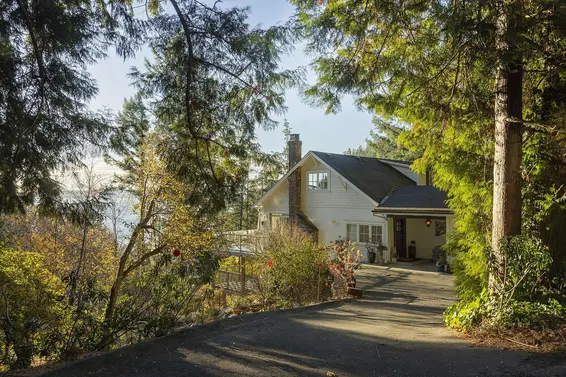 4778 Marine Drive, West Vancouver For Sale - image 6
