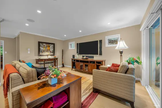 1578 Inglewood Avenue, West Vancouver For Sale - image 13