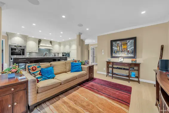 1578 Inglewood Avenue, West Vancouver For Sale - image 16