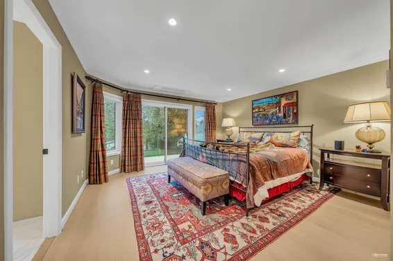 1578 Inglewood Avenue, West Vancouver For Sale - image 19