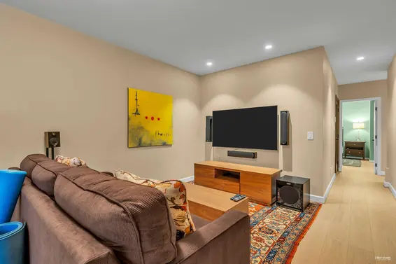 1578 Inglewood Avenue, West Vancouver For Sale - image 27