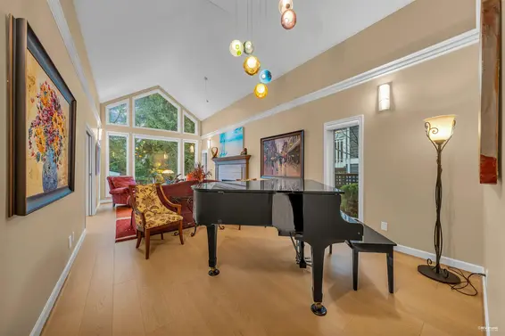 1578 Inglewood Avenue, West Vancouver For Sale - image 5