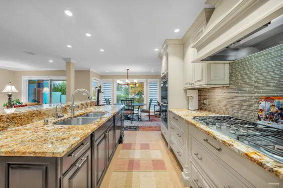 1578 Inglewood Avenue, West Vancouver For Sale - image 9