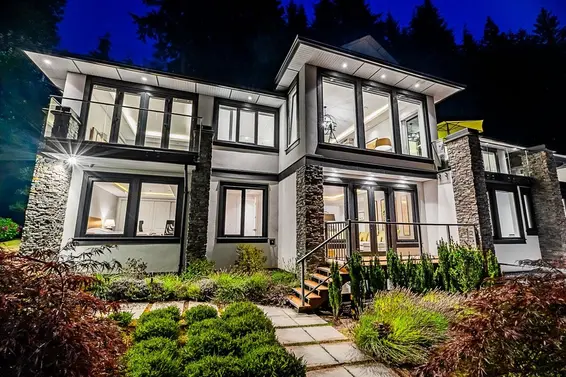 4816 Skyline Drive, North Vancouver