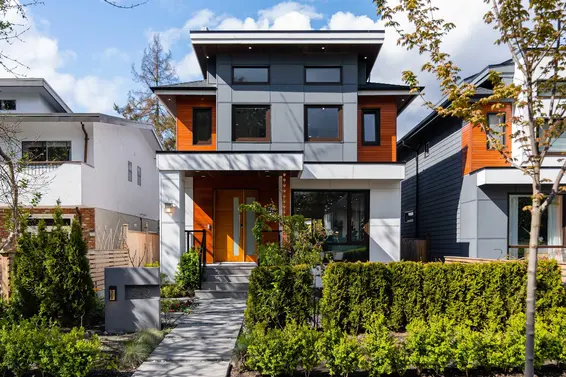 342 West 19th Street, North Vancouver