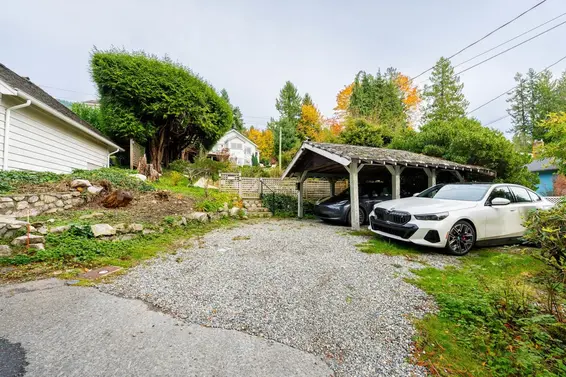 3245 Travers Avenue, West Vancouver For Sale - image 22