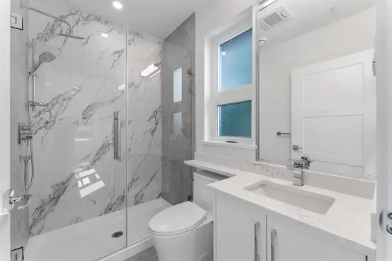 842 St. Denis Avenue, North Vancouver For Sale - image 11