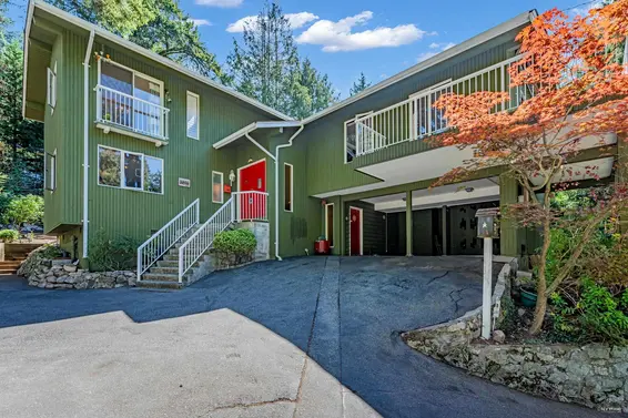 3845 Bayridge Avenue, West Vancouver For Sale - image 34