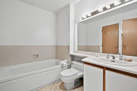 1465 Clyde Avenue, West Vancouver For Sale - image 13