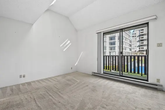 1465 Clyde Avenue, West Vancouver For Sale - image 14