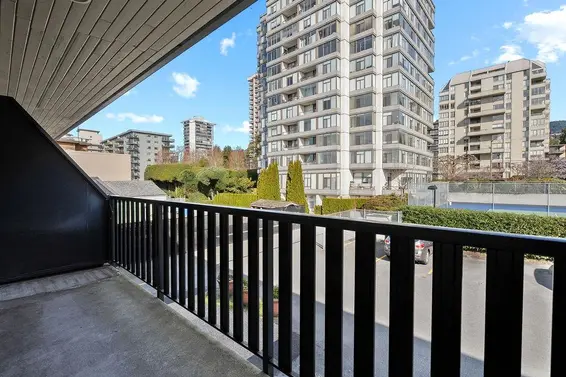 1465 Clyde Avenue, West Vancouver For Sale - image 19