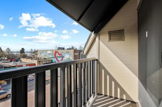 1465 Clyde Avenue, West Vancouver For Sale - image 21