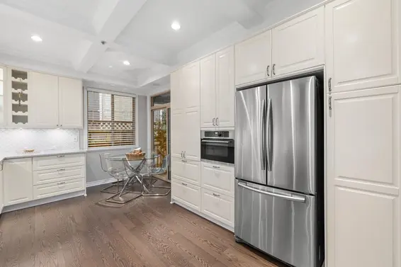 3135 Sunnyhurst Road, North Vancouver For Sale - image 11