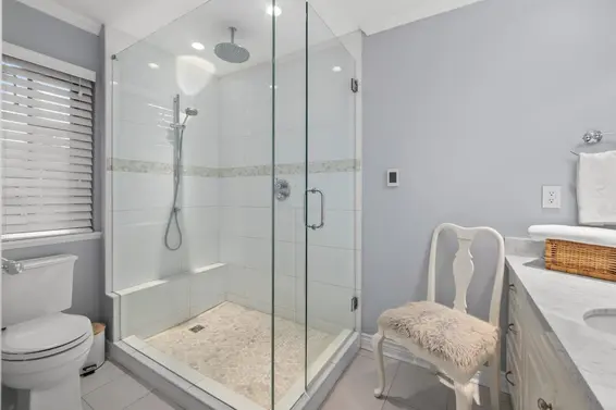 3135 Sunnyhurst Road, North Vancouver For Sale - image 23