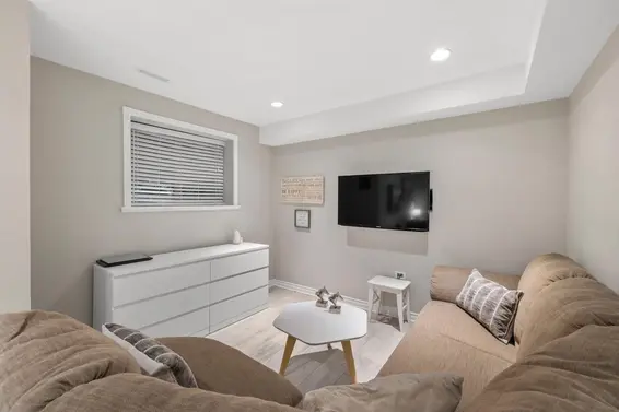 3135 Sunnyhurst Road, North Vancouver For Sale - image 25