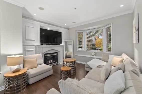 3135 Sunnyhurst Road, North Vancouver For Sale - image 4