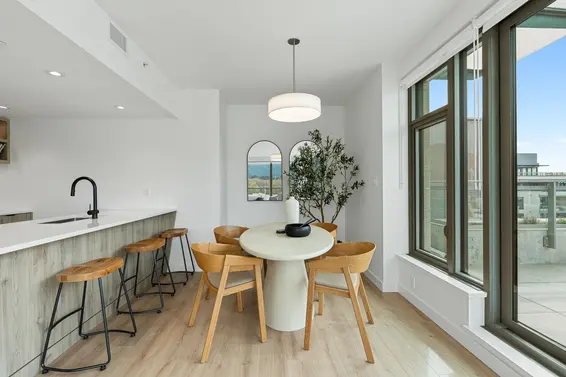 703 755 Harbourside Drive, North Vancouver For Sale - image 10