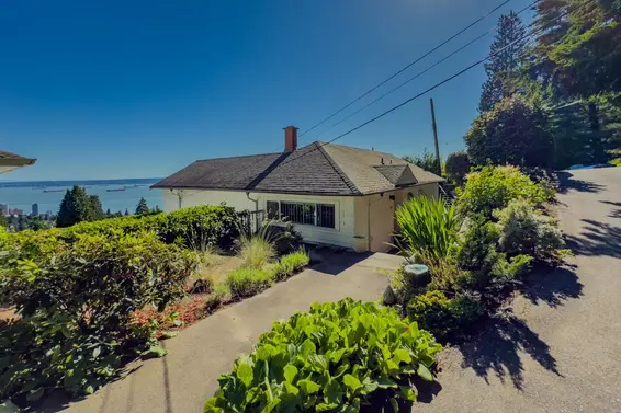1960 Orchard Way, West Vancouver