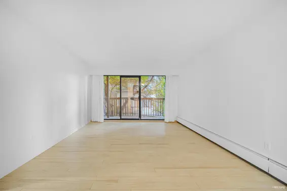 103 150 East 5th Street, North Vancouver For Sale - image 27