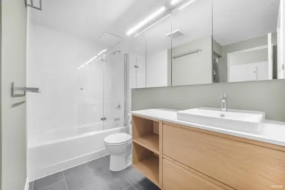 103 150 East 5th Street, North Vancouver For Sale - image 7