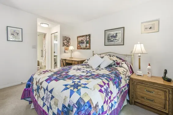 3184 Mountain Highway, North Vancouver For Sale - image 12