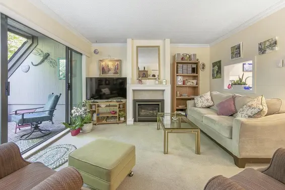 3184 Mountain Highway, North Vancouver For Sale - image 4