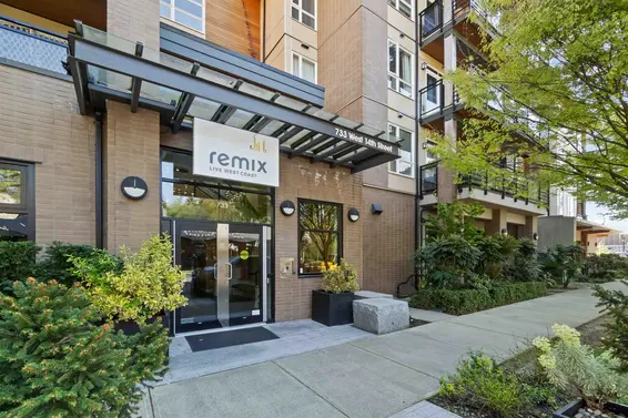 310 733 West 14th Street, North Vancouver For Sale - image 4