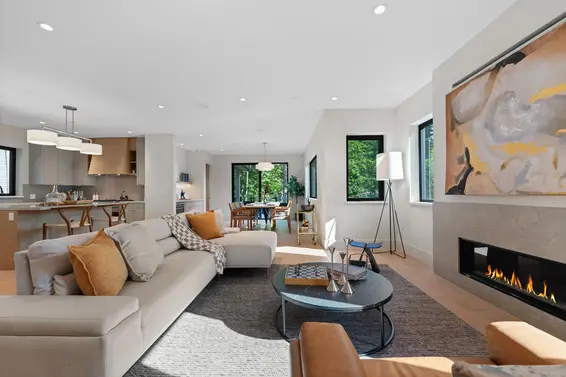 5663 Westport Road, West Vancouver For Sale - image 3