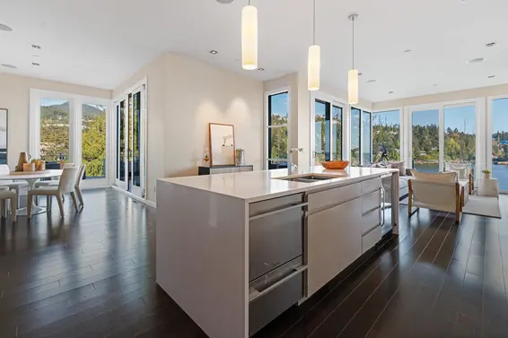 5810 Eagle Island, West Vancouver For Sale - image 11