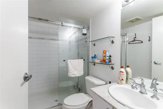 302 188 East Esplanade, North Vancouver For Sale - image 19