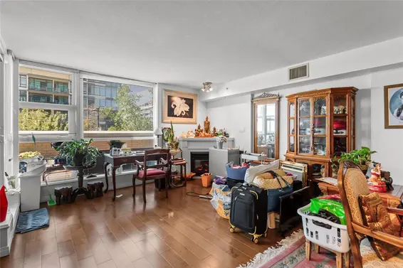 302 188 East Esplanade, North Vancouver For Sale - image 5