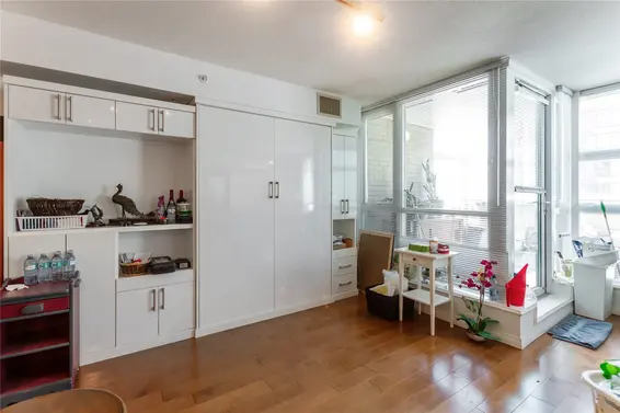 302 188 East Esplanade, North Vancouver For Sale - image 7