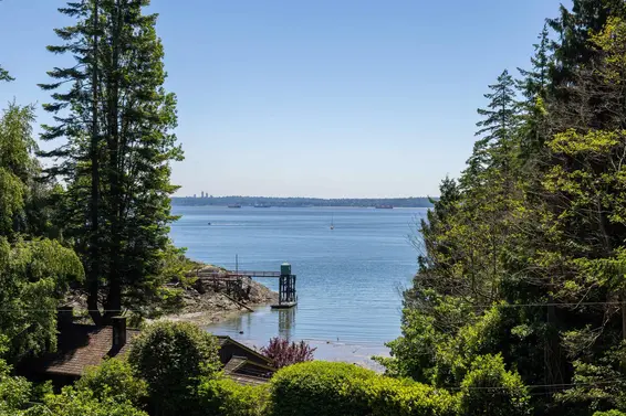 4807 The Dale, West Vancouver For Sale - image 16