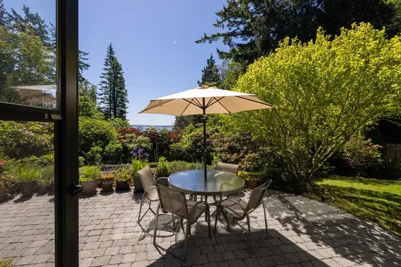 4807 The Dale, West Vancouver For Sale - image 36