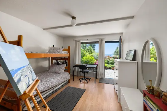 4807 The Dale, West Vancouver For Sale - image 37