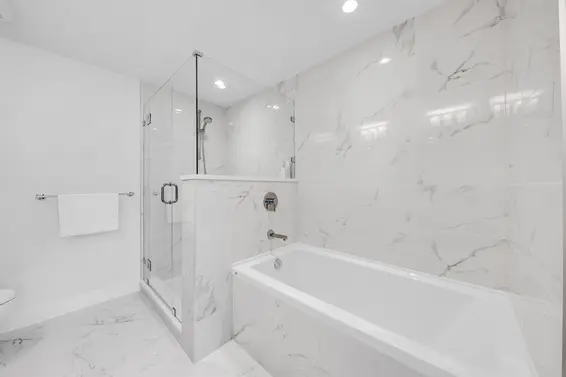 305 2707 Library Lane, North Vancouver For Sale - image 17