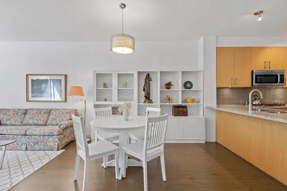 227 119 West 22nd Street, North Vancouver For Sale - image 4