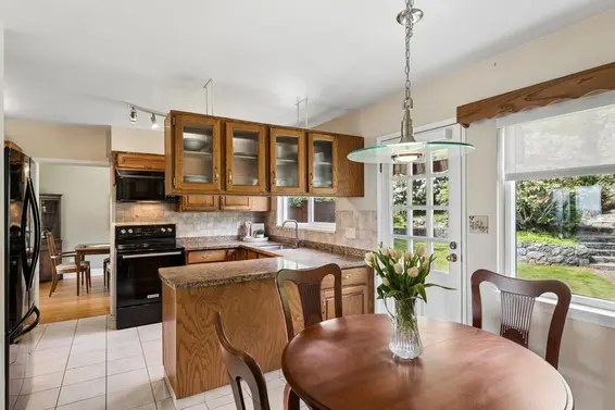 606 Hawstead Place, West Vancouver For Sale - image 14