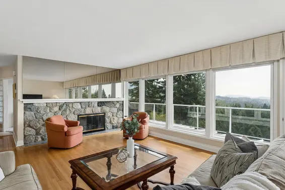 606 Hawstead Place, West Vancouver For Sale - image 5