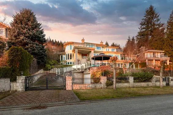 1629 Langton Place, West Vancouver For Sale - image 19