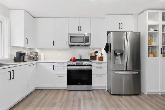 4535 Raeburn Street, North Vancouver For Sale - image 12