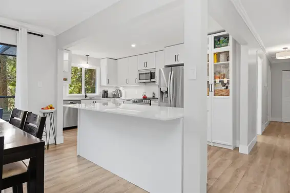 4535 Raeburn Street, North Vancouver For Sale - image 13