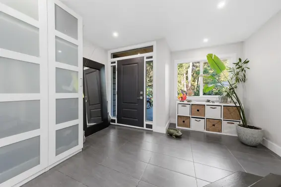 4535 Raeburn Street, North Vancouver For Sale - image 2